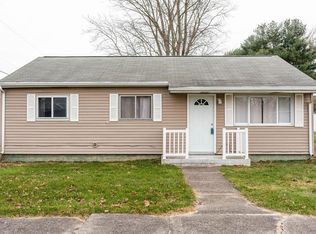 512 N Broadway St, Mentone, IN