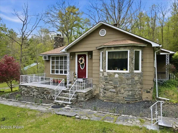 2127 Route 590, Hawley, PA 18428
