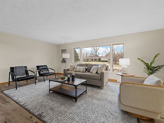 2nd image of 4801 Everlou Rd