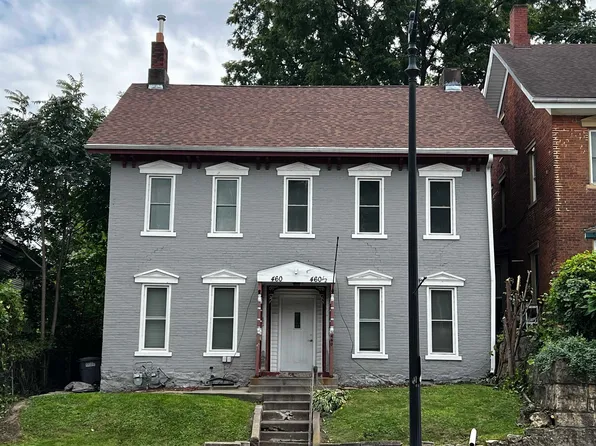 460 Loras Blvd, Dubuque, IA 52001