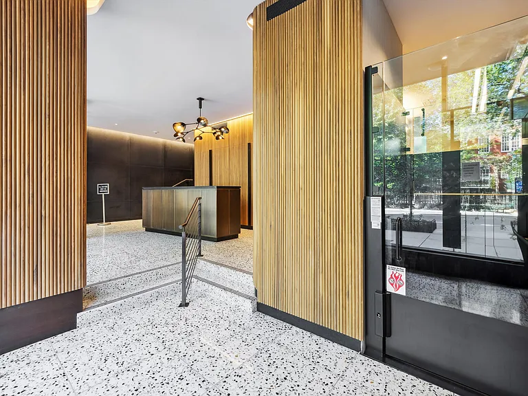 230 E 15th St #5G — Photo 11