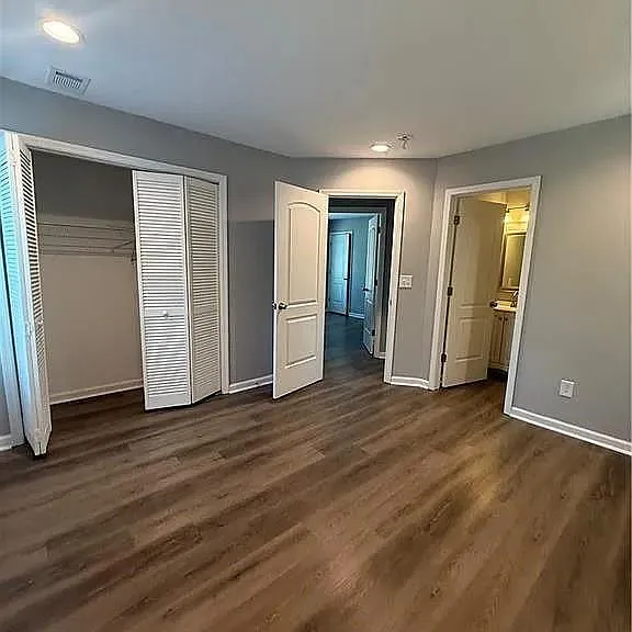 6255 Creekford Ln — Photo 8