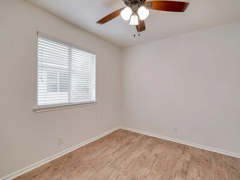 104 Pinnacle Dr — Photo 19