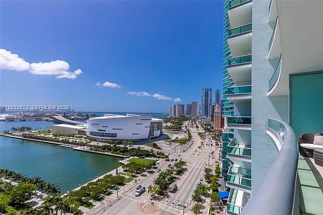 900 Biscayne Blvd #2002 — Photo 25