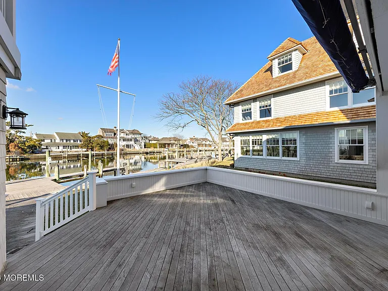 954 Barnegat Ln — Photo 89