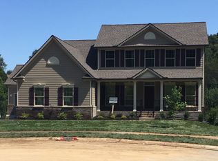 7080 Crimson Leaf Ln, College Grove, TN 37046