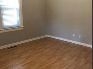 870 E 6th St, Winona, MN 55987