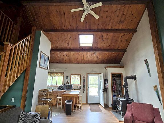 5th image of 139 Carrabassett Road