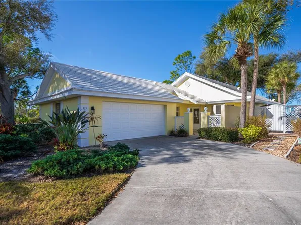 711 Brightside Crescent Dr, Venice, FL 34293