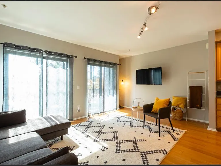 3149 Blake St #202 — Photo 1