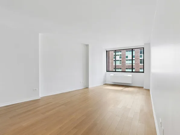 75 West End Avenue image 1 of 28