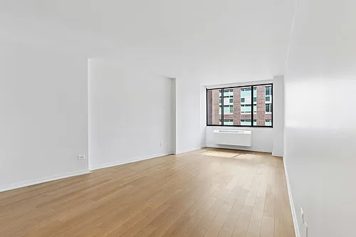 75 W End Ave #S9I Photo 1