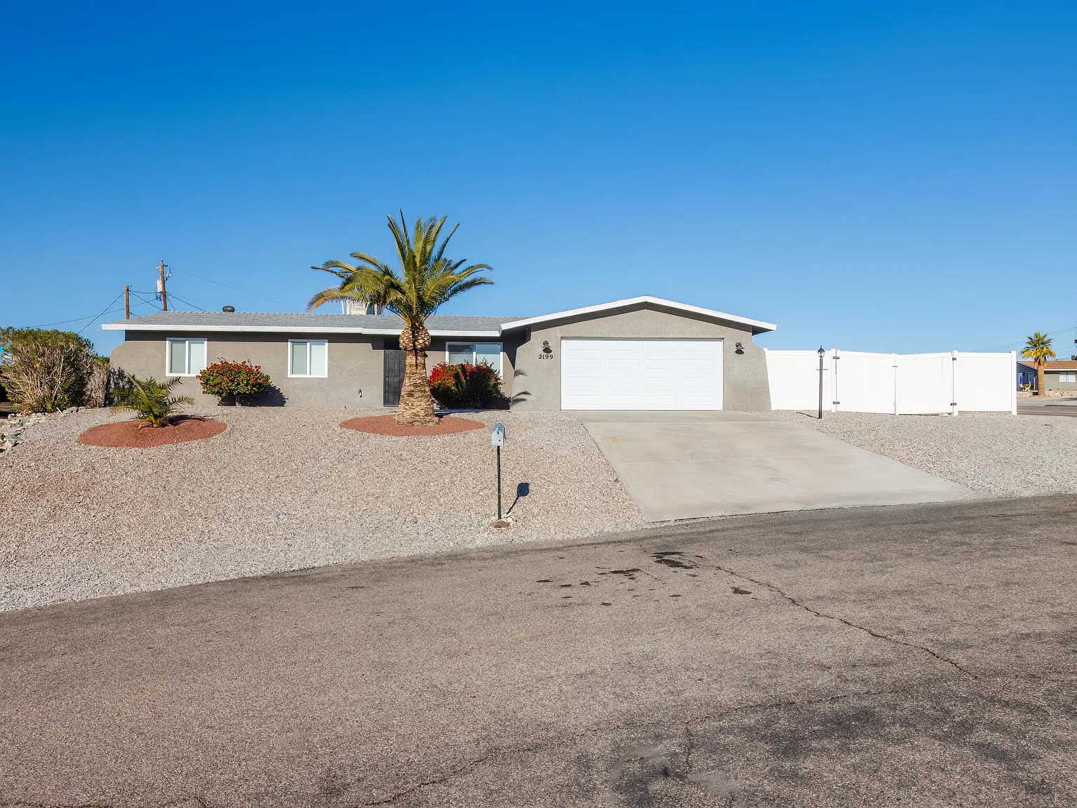 5 bed, 1837 sqft, $2,850 — Photo 3