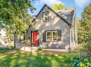 211 N 3rd St, Oregon, IL 61061