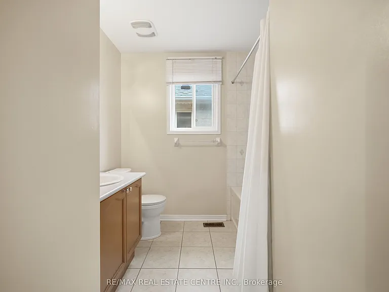 5218 Oscar Peterson Blvd — Photo 40