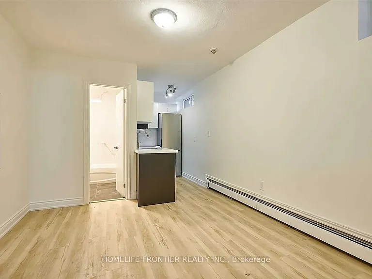 291 Scarlett Rd #101 — Photo 9