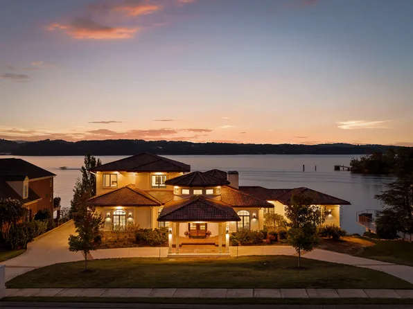 4415 Sailmaker Cir, Chattanooga, TN 37416