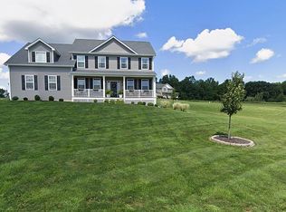 64 Fox Hill Run Rock, Rock Tavern, NY 12575