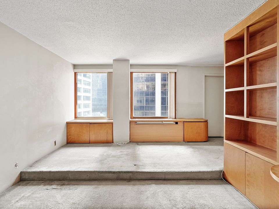 1st image of 130 Water St APT 8L