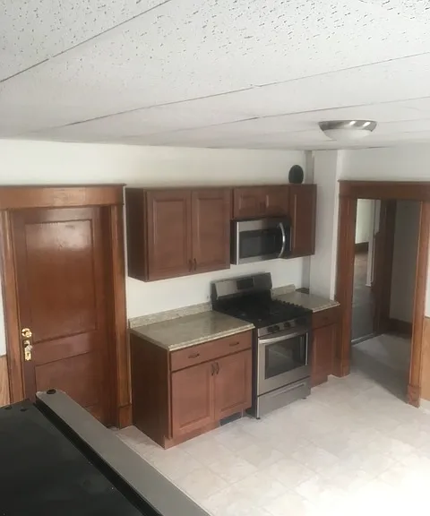 Extra large eat in kitchen