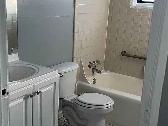 5th image of 12625 W Outer Dr #3150