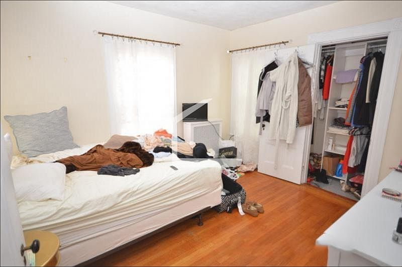 2nd image of 35 Parsons St #1CV