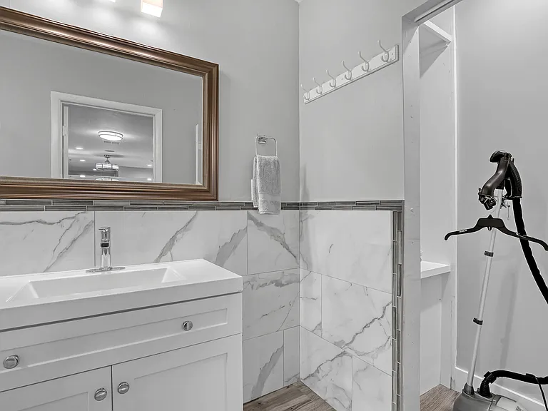 10780 Anderson Ln — Photo 65
