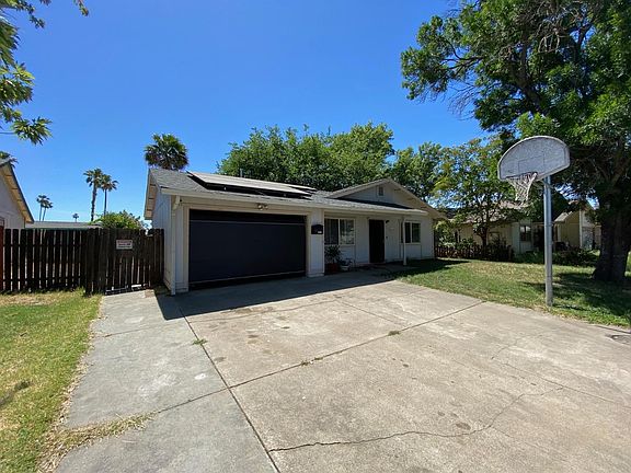 5th image of 4377 Martel Dr