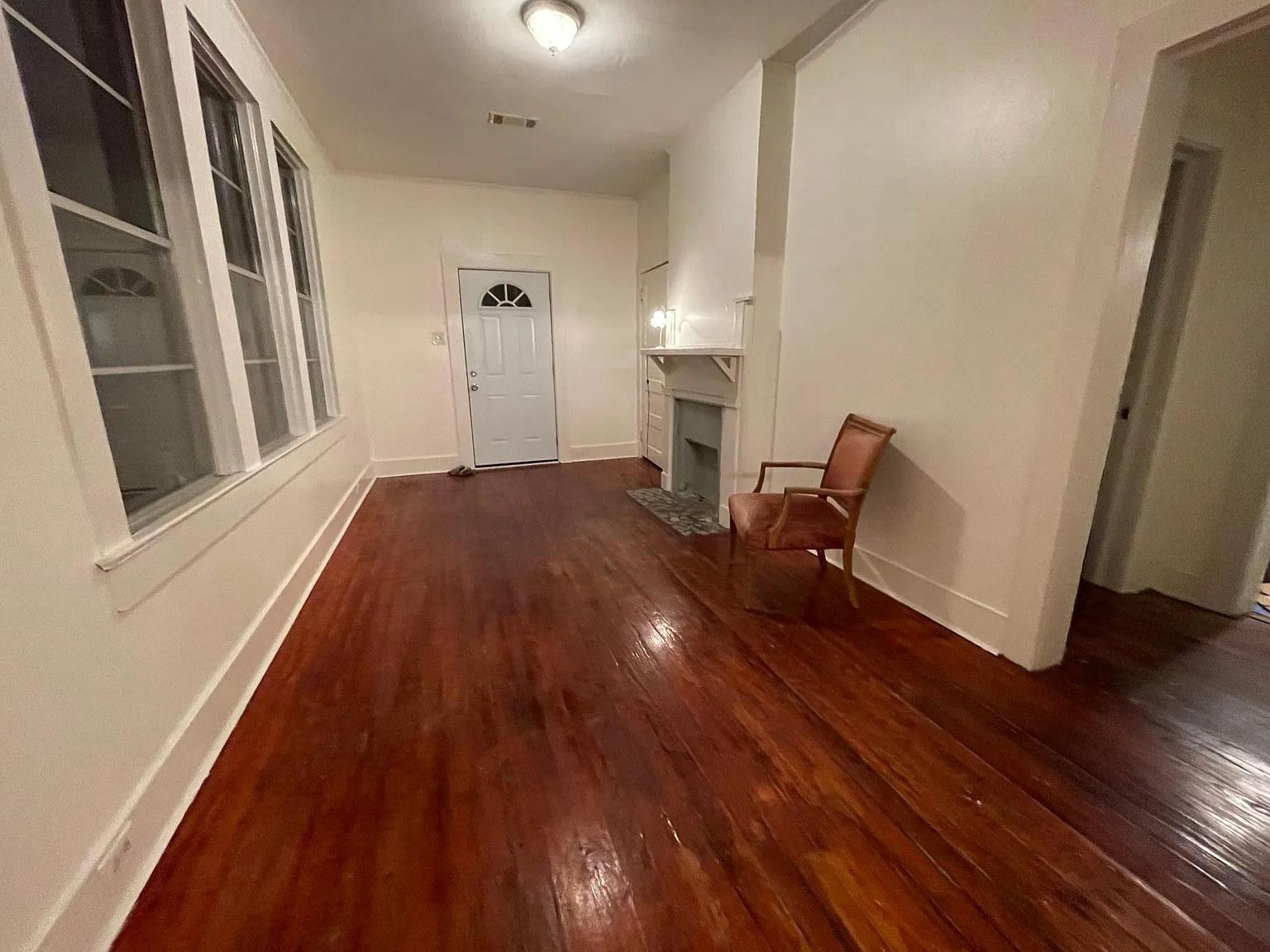 1713 Oleander St — Photo 2