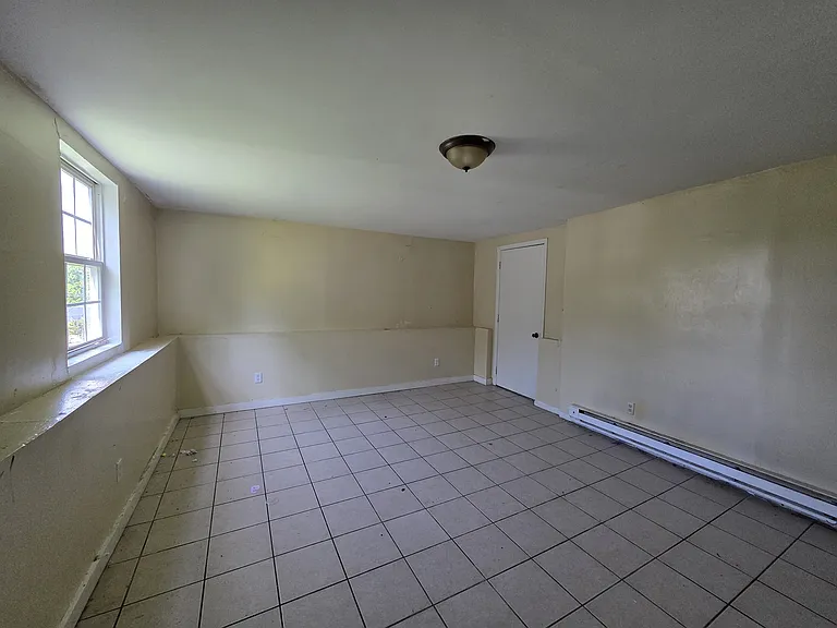 15 Robart St #1-A — Photo 11