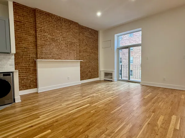 130 West 75th Street image 1 of 8