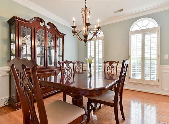 5th image of 2652 Ivey Wood Ln