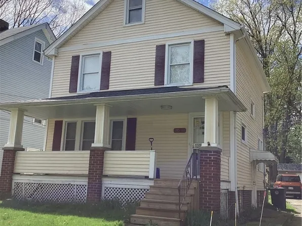 3560 W 100th St, Cleveland, OH 44111