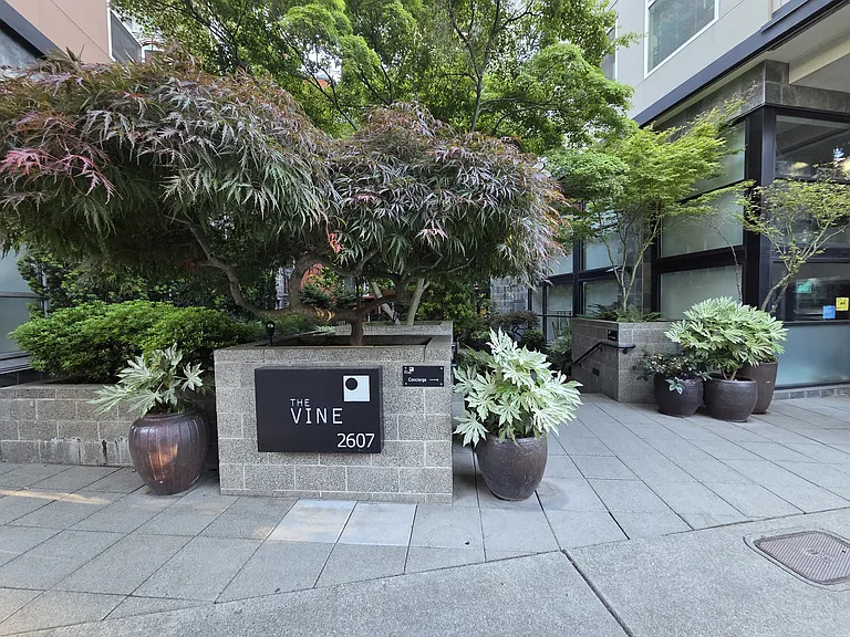 2607 Western Ave #606 — Photo 22