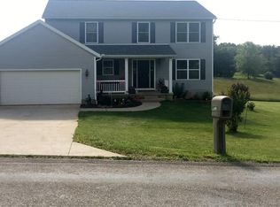 496 Coffman Rd, Marietta, OH 45750