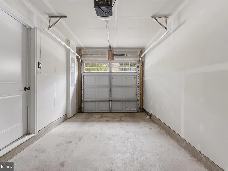 12191 Montreat Pl — Photo 34