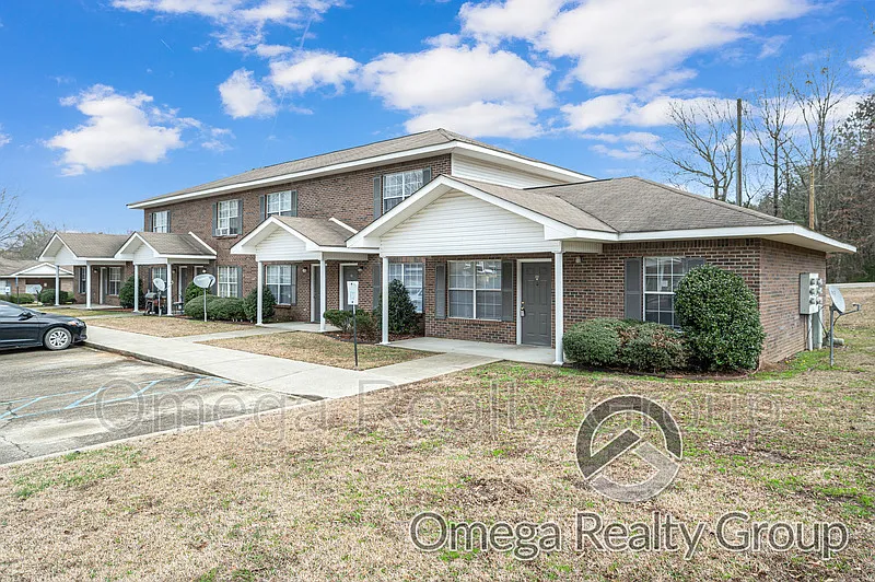 Ridgeview Apartments — Photo 2
