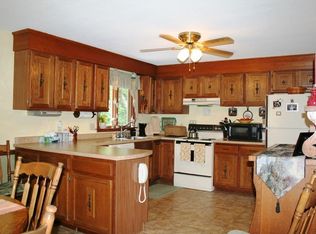 150 Elmar Dr, Feeding Hills, MA 01030