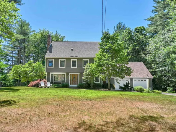 1 Turkey Ridge Road, Newmarket, NH 03857