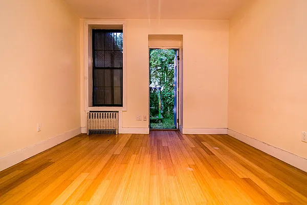 Rented by Nooklyn NYC LLC | media 1