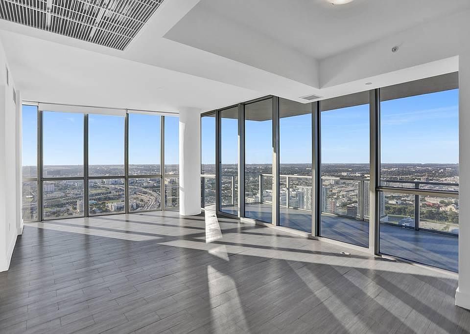 1st image of 1100 Biscayne Blvd #3807