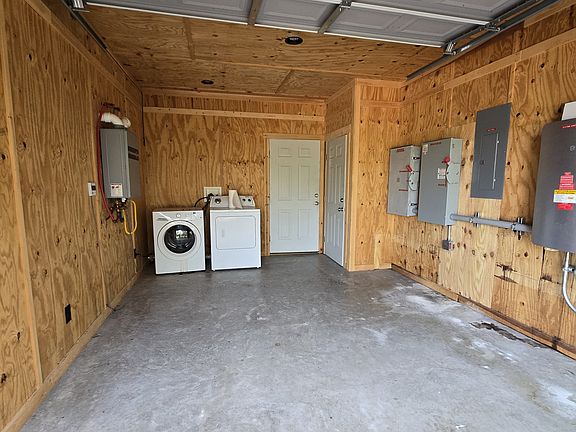 3rd image of 338 Big Rock Rd