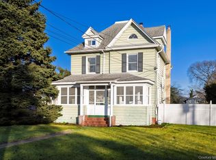 2483 Central Avenue, Baldwin, NY 11510
