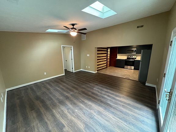 5th image of 4641 Turner Rd