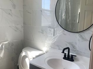 1535 N Harding Ave #2, Chicago, IL 60651