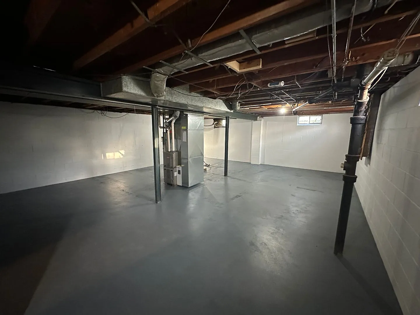 Remodeled 3 bed, 1 bath home for rent in Northeast Waterloo — Photo 3