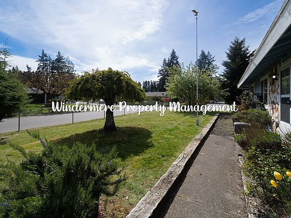 2nd image of 4210 Eastwood Ave SE