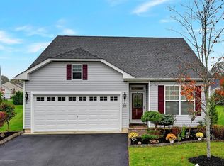 24 Denerail Rd, Manalapan, NJ 07726