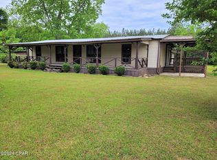 608 Hutchison Rd, Chipley, FL 32428