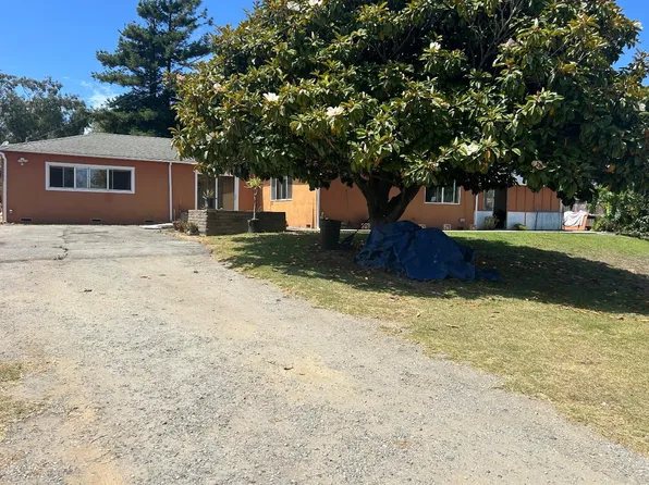 84 Hillcrest Rd, Royal Oaks, CA 95076